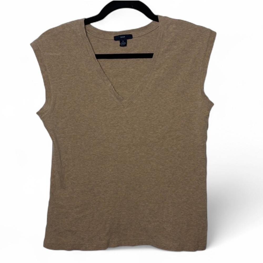 GAP Tan V-Neck Sleeveless Vest Medium | Normcore Minimalist Staple Preppy